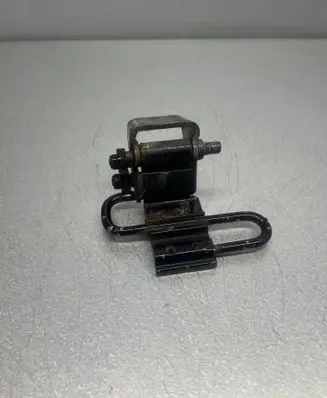 Audi A6 S6 C6 4F Rear door lower hinge 8E0833412E