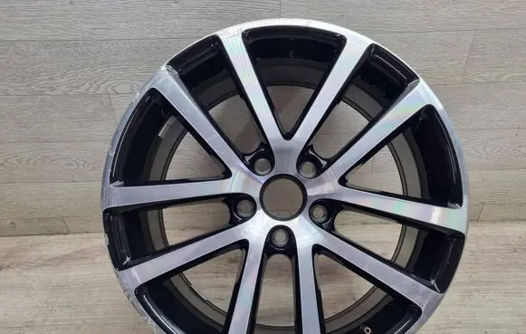 Volkswagen Golf V R18 alloy rim 1K0601025AG