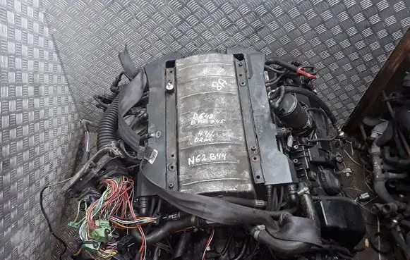 BMW 7 E65 E66 Engine N62b44