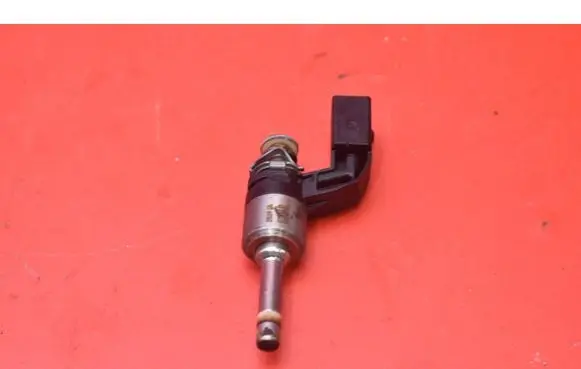 Skoda Octavia Mk2 (1Z) Fuel injector 03C906036F