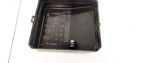 Mitsubishi ASX Fuse box cover 8565A268