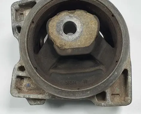 Mercedes-Benz A W169 Engine mount vacuum valve 