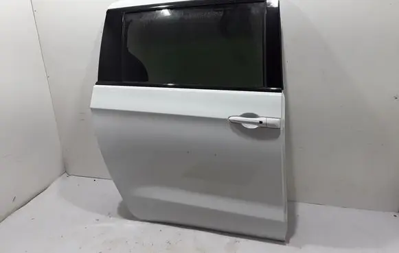 Chrysler Pacifica Side sliding door 68185690AK
