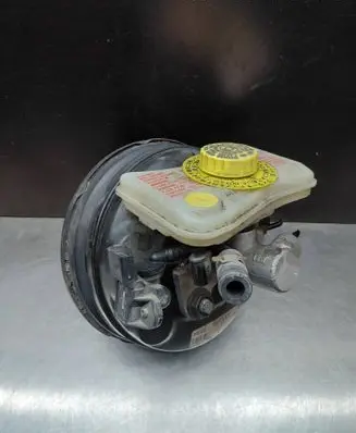 Audi A6 S6 C6 4F Master brake cylinder 4F1612105E
