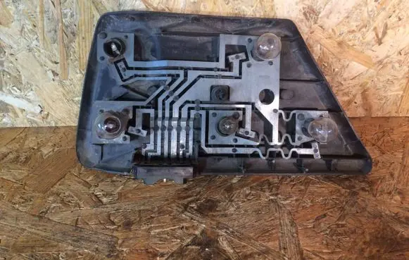 Tail light part