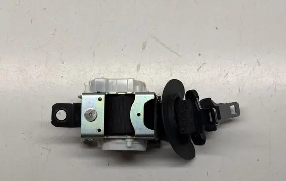 Peugeot 5008 II Rear seatbelt 34198419B 270W1