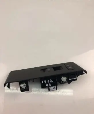 Volvo XC40 Electric window control switch 31456060