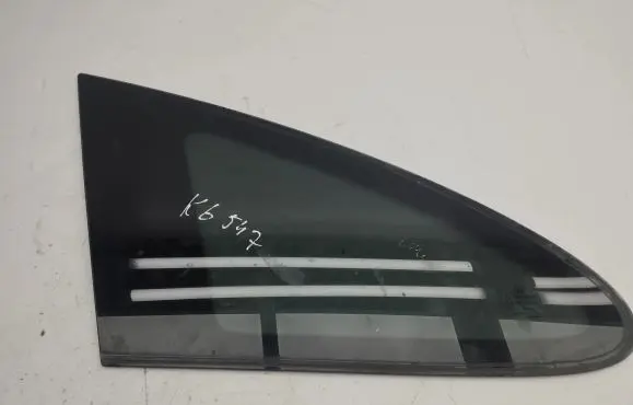 Honda CR-V Rear side window