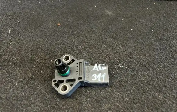 Volkswagen PASSAT B5.5 Air pressure sensor 038906051C