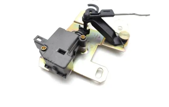 Volkswagen Touareg I Tailgate boot lock/latch motor 7L6827425