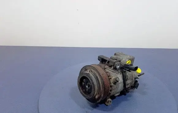 Hyundai ix35 Air conditioning (A/C) compressor (pump) 