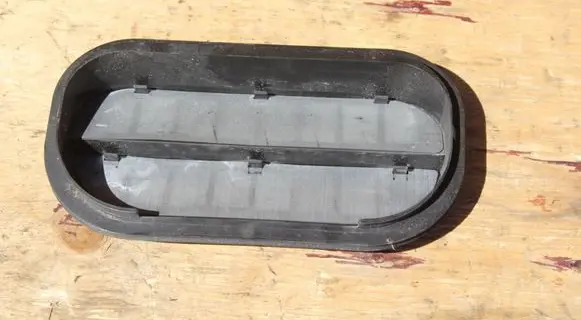 Audi A4 S4 B9 Quarter panel pressure vent 6R0819465