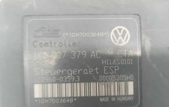 Skoda Octavia Mk2 (1Z) ABS Pump 1K0907379AC 00005305H0 10096003593