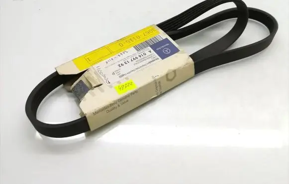 Mercedes-Benz A W168 Alternator belt A0149971392