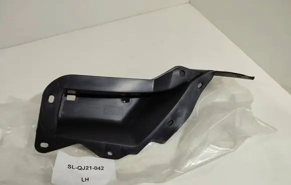 Nissan Rogue Front bumper corner part panel trim 638456RR0A