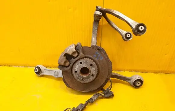 Mercedes-Benz E W213 Front wheel hub spindle knuckle