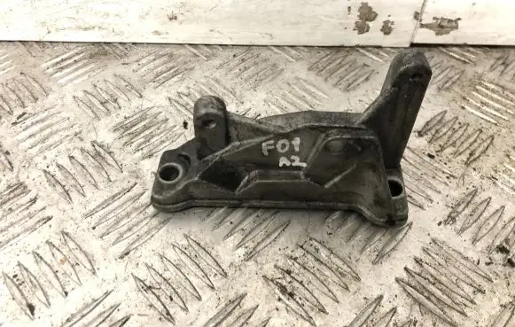 BMW 7 F01 F02 F03 F04 Engine mounting bracket 7805421