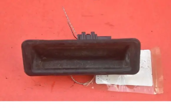 BMW X3 E83 Tailgate/trunk/boot exterior handle 7118158