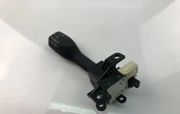 Toyota Aygo AB40 Other switches/knobs/shifts 18A174