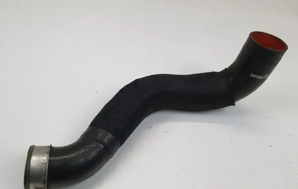 Chrysler 300 - 300C Intercooler hose/pipe 04861690AC