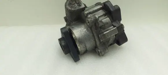 Audi A5 8T 8F Power steering pump 8K0145156N