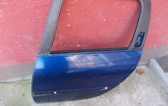 Rear door