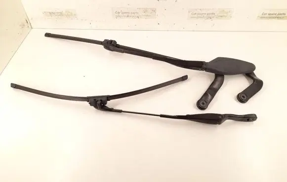 Mercedes-Benz E W211 Front wiper blade arm 2118201244 A2118201244