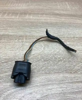 BMW 5 E39 Plug wire 9655741 9673271 2PIN