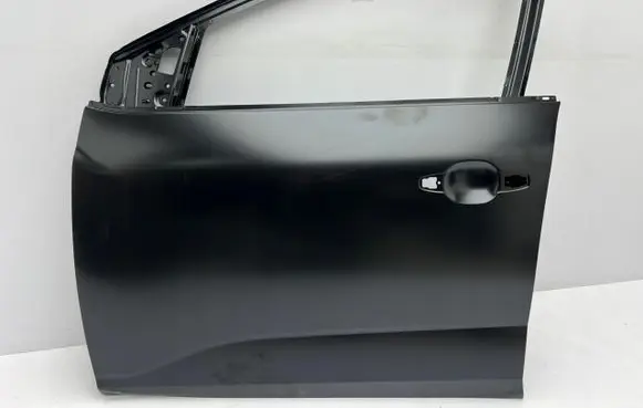 Dacia Sandero III Front door