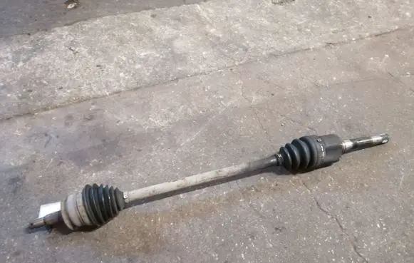Chrysler Voyager Front driveshaft