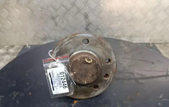 Volkswagen Crafter Front wheel hub