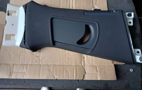 Audi A8 S8 D4 4H (B) pillar trim (top) 4H0867240