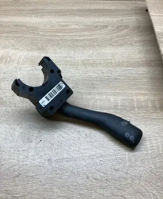 Volkswagen Golf IV Wiper control stalk 4B0953503F