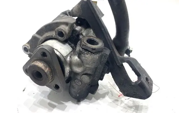 Audi A6 S6 C6 4F Power steering pump