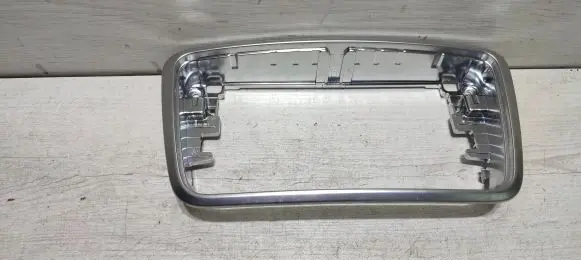 Mercedes-Benz A W176 Radio/GPS head unit trim 1119038X