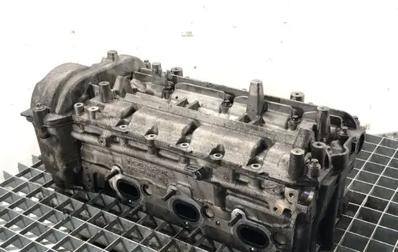 Jeep Grand Cherokee (WK) Engine head A6420106720