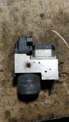 Mercedes-Benz Vito Viano W638 ABS Pump 0004461089