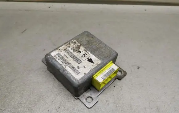 Nissan Primera Airbag control unit/module 0285001189