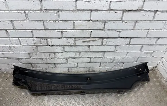 Wiper trim