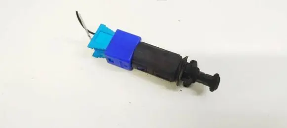 Renault Espace - Grand espace IV Brake pedal sensor switch 110895