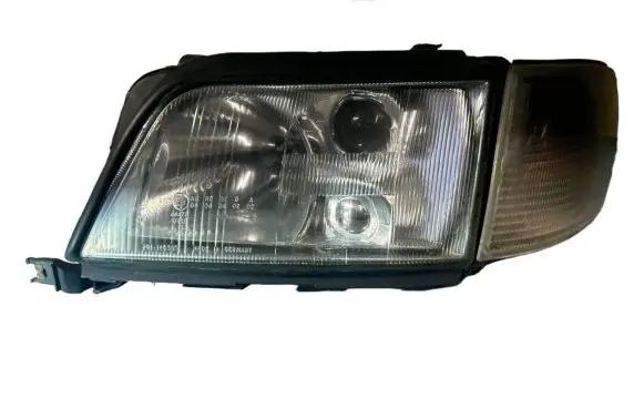 Audi A6 S6 C4 4A Headlight/headlamp