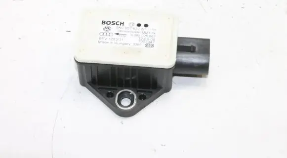 Audi A4 S4 B8 8K ESP acceleration yaw rate sensor 8K0907637A