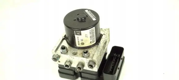 Skoda Octavia Mk2 (1Z) ABS Pump 1K0614117H