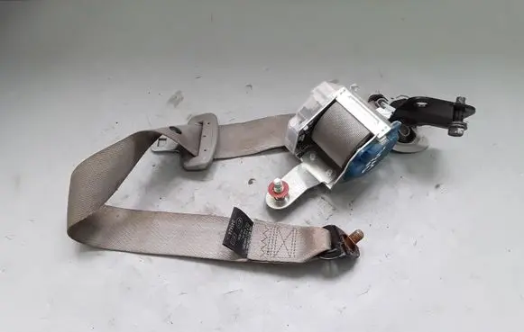 KIA Carens II Rear seatbelt 898101D030 898201D030