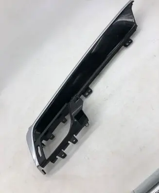 Nissan Qashqai J12 Panel trim 684116un0b