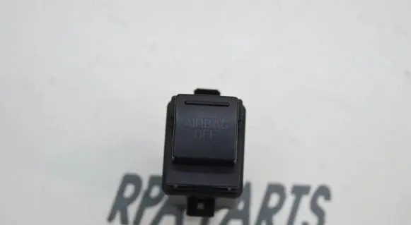 Passenger airbag on/off switch