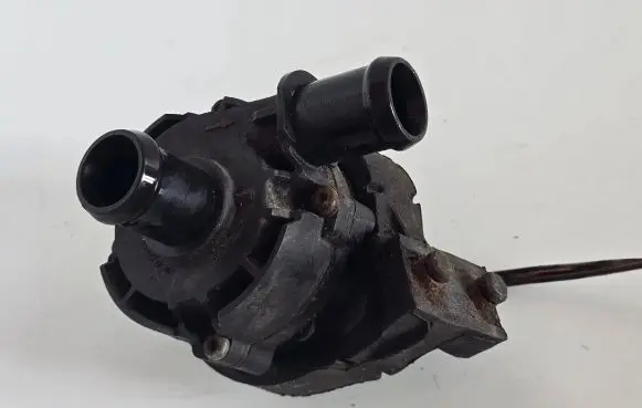 Volkswagen PASSAT B8 Electric auxiliary coolant/water pump 0392023209
