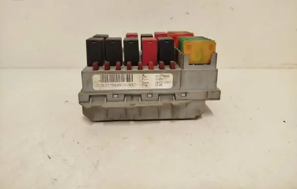 Fiat Bravo Fuse module 51775688