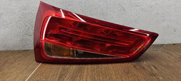 Audi A1 Rear/tail lights 8X0945093D 01043601