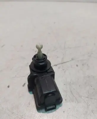 Ford Focus Headlight level adjustment motor 4M5X13K198AA